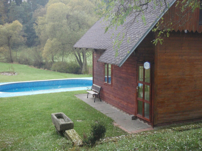 Exterior & Views 1, Pet-Friendly Holiday home, Tábor