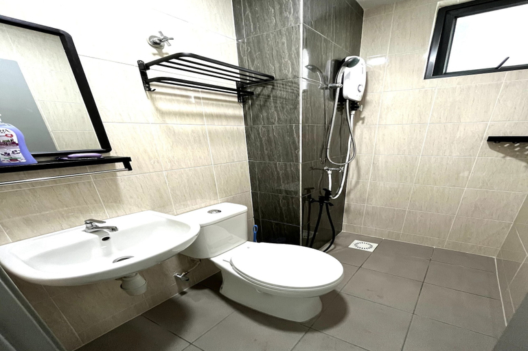 Bathroom 5, Vista Bangi Serviced Apartments by The River, Hulu Langat