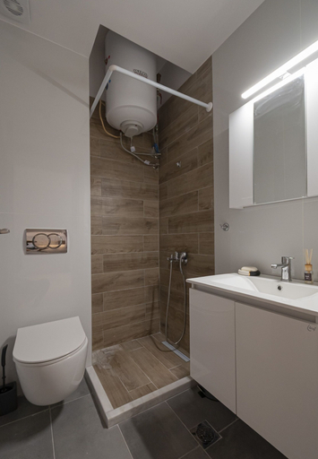 Bathroom, V & G Apartment by Rentals Pro - Nea Moudania, Central Macedonia