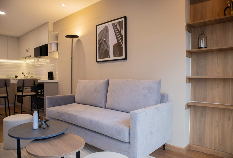 Room 2, Majestic 1BR With Balcony in Miraflores, Lima