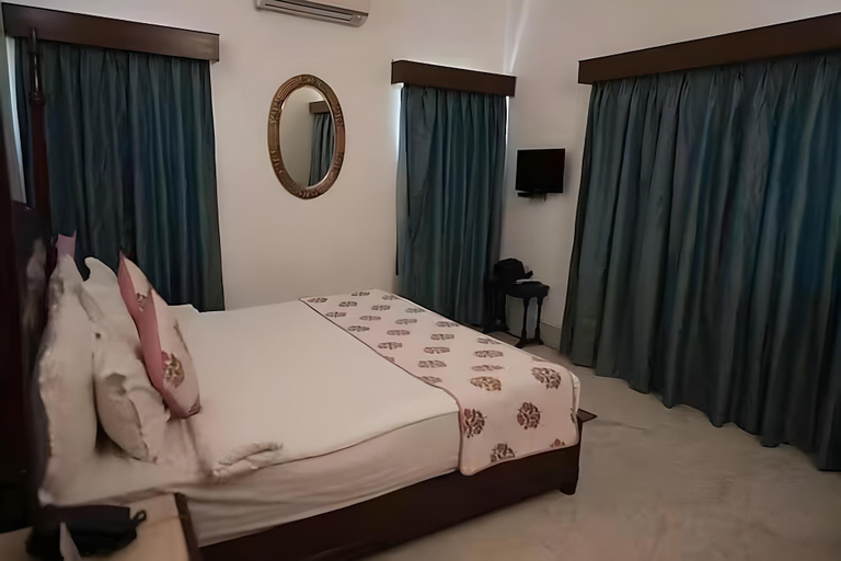 Bedroom 3, Amar Kothi Hotel, Udaipur