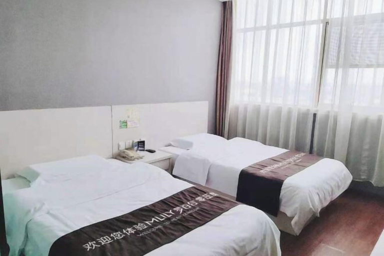 Bedroom 3, Cinda Hotel, Yantai
