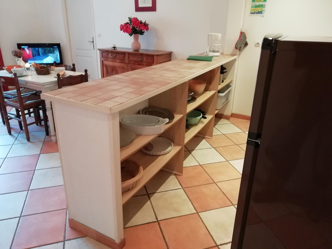 Others 3, Quend-Plage Apartment with Pool, Somme