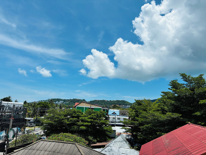 Others 5, Rainbow Room No.13 Front of Haad Rin, Ko Samui