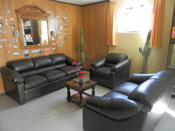 Public Area 2, La Posada Del Conde, Caylloma