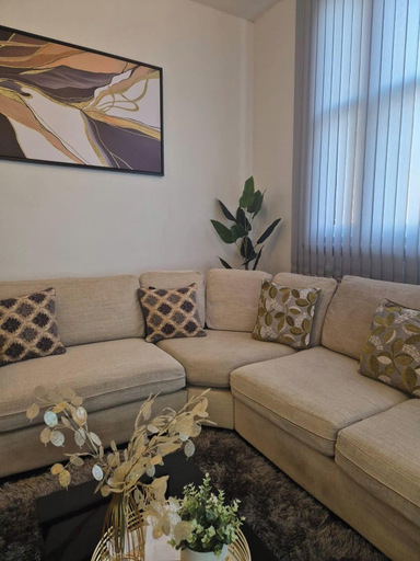 Others 5, 1 Bed Apartment - Sleeps 4 - City Centre, Wolverhampton