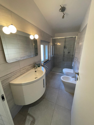 Bathroom 2, Casa vacanza Le Isole, Viterbo