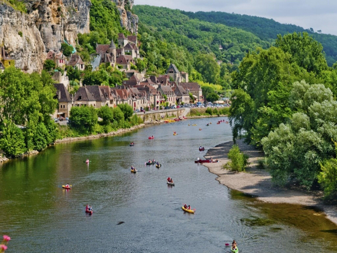 Others 3, Hilltop Home with Valley View, Dordogne