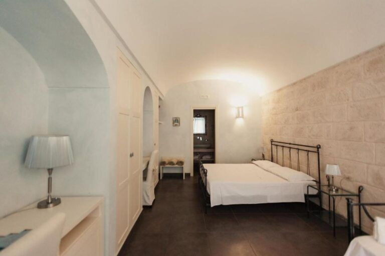 Bedroom 3, Al Mirador Resort, Brindisi