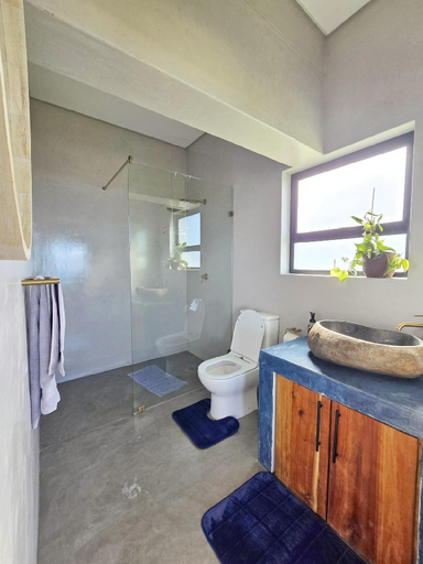 Bathroom 4, Sapphire St Helena Bay, West Coast