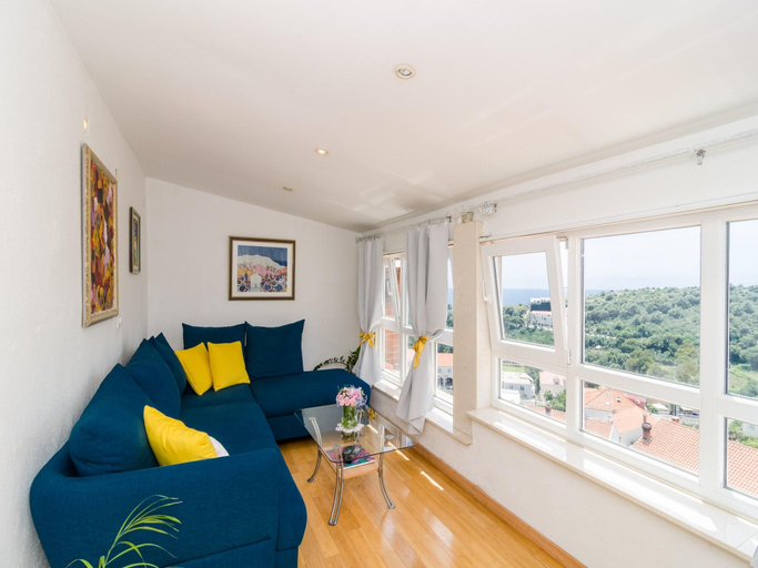 Others 4, Apartment Emma - Two Bedroom Apartment with Balcony and Sea View, Dubrovnik