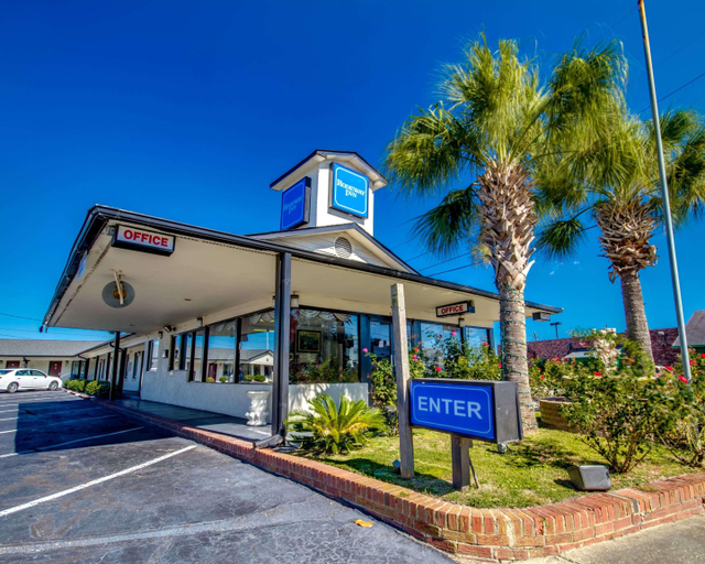 Exterior & Views 2, Econo Lodge, Georgetown