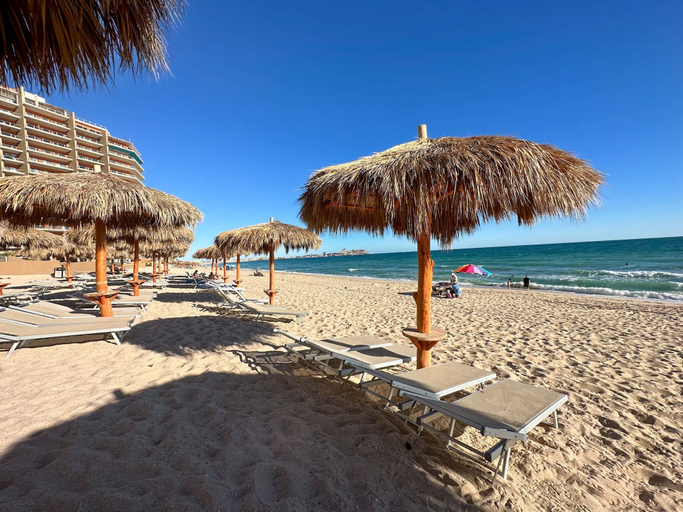 Room 5, 2BR Iconic Oceanfront Escape, Puerto Peñasco