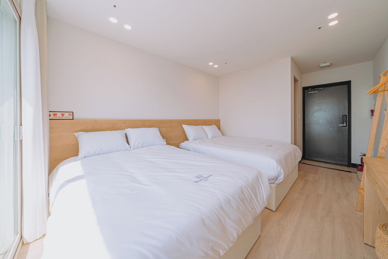 Bedroom 3, Jeju Mondieu Tourist Hotel, Jeju