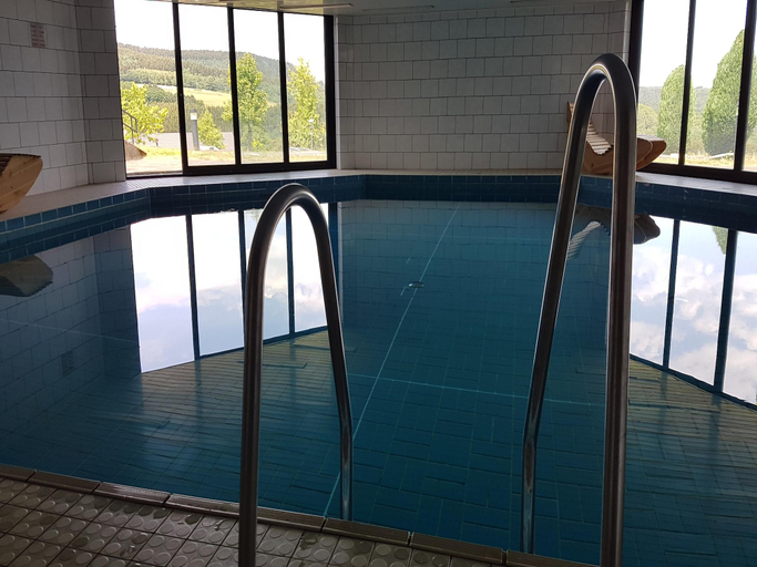 Sport & Beauty 5, Chalet in Gerolstein near Forest Trails, Vulkaneifel