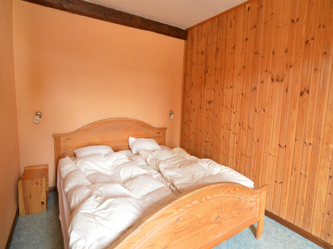 Bedroom 2, Farm Stay with Sauna, Teuven, Limburg