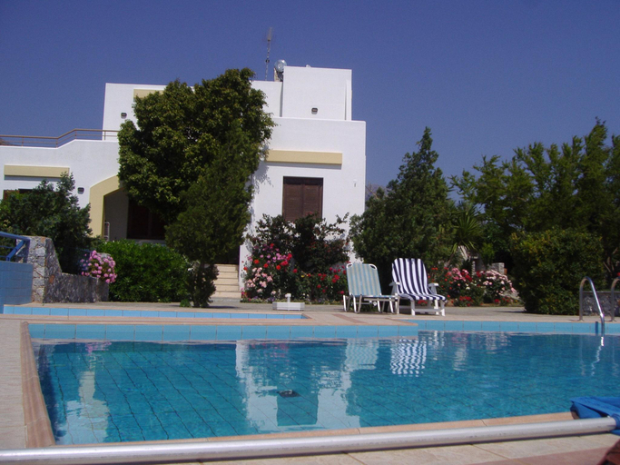 Others 4, Villa in Lefkogia with Private Pool, Crete