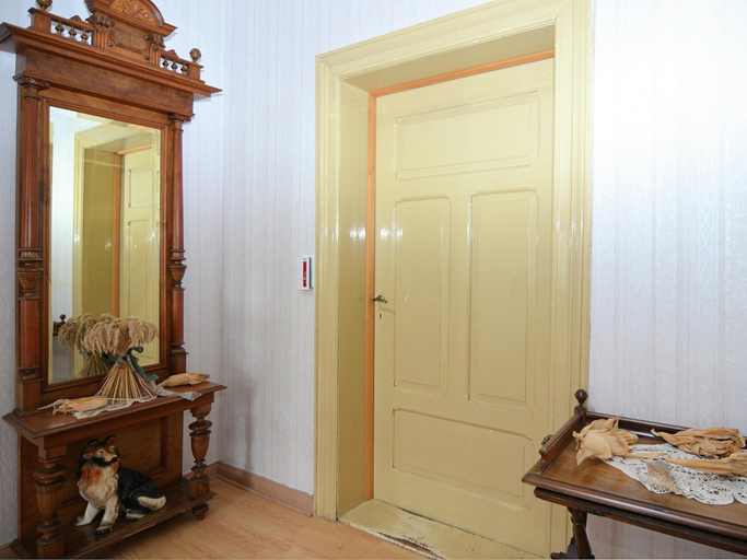 Others 4, Ferienwohnung mit Garten auf dem Bauernhof, Kassel