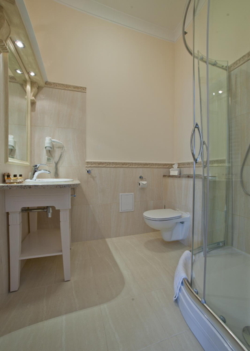 Bathroom 3, Hotel Masovia, Giżycko