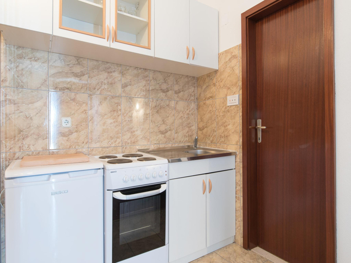 Others 5, Holiday Home in Podstrana near Beach, Podstrana
