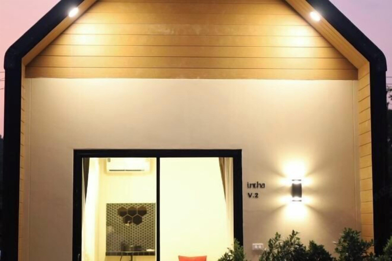 Exterior & Views 2, Intha Resort, Pak Tho