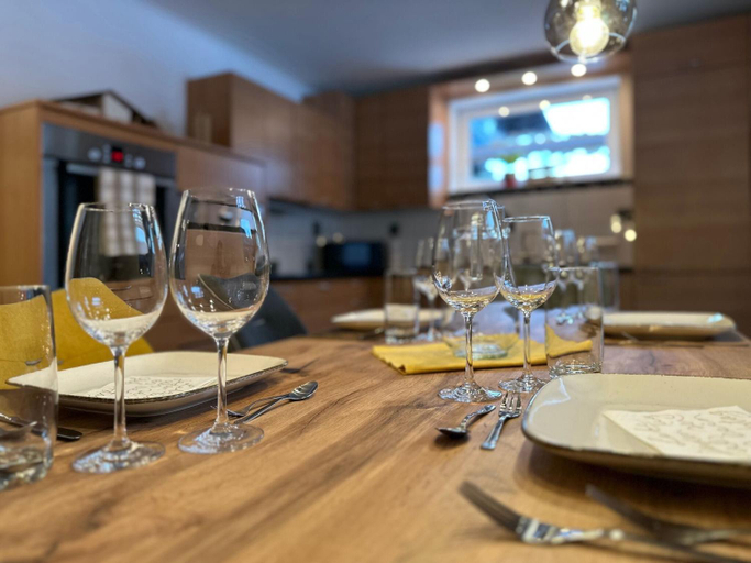 Food & Drinks 5, Apartment in Untertauern near Ski Slopes, Sankt Johann im Pongau