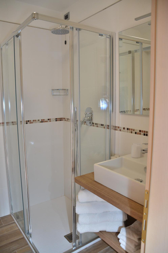 Bathroom 3, Park Hotel Mater Dei, Trento