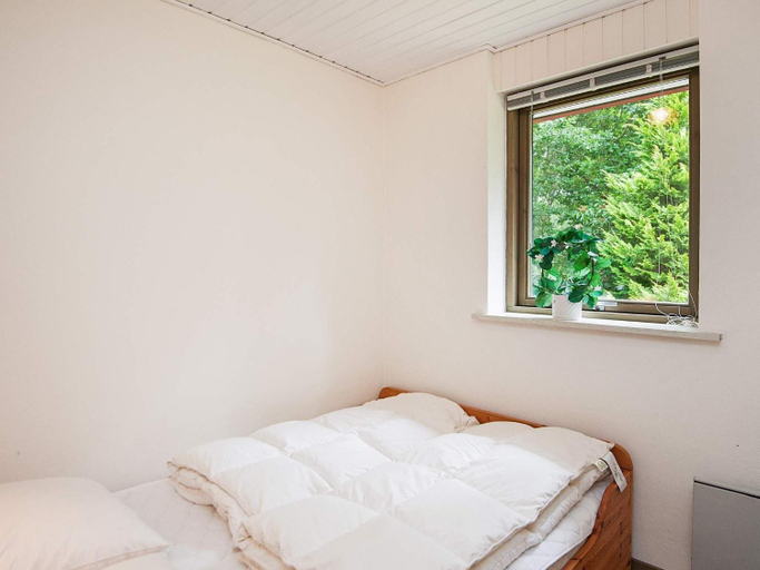 Bedroom 2, person holiday home in Glesborg, Norddjurs