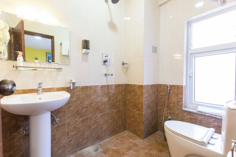 Bathroom 3, Deepjyoti Inn & Homestay, Bagmati