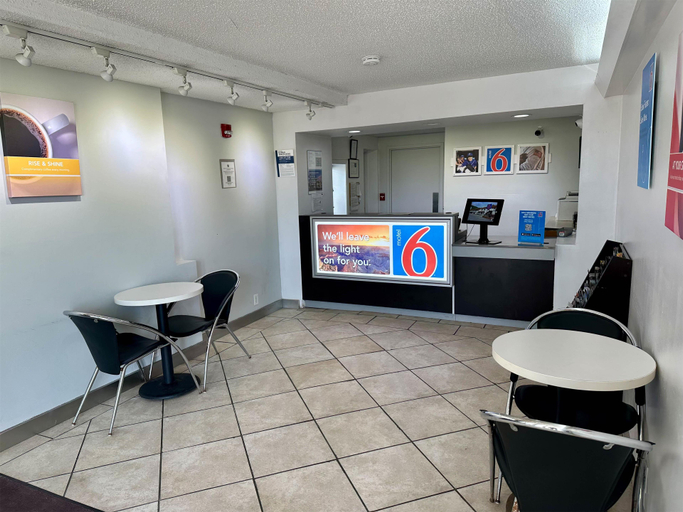 Public Area 2, Motel 6 West Monroe, LA, Ouachita