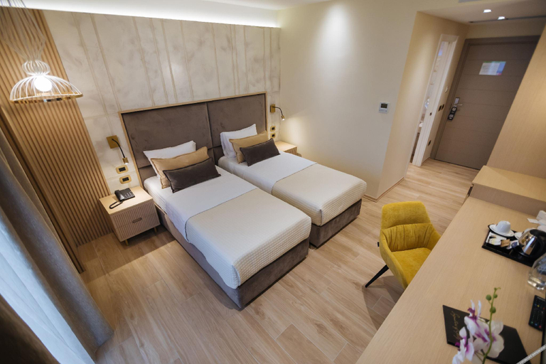Bedroom 3, Gloria Palace Hotel & SPA, Kavajës
