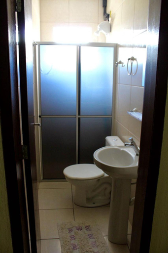 Bathroom 3, Hotel Guarany, Canoinhas
