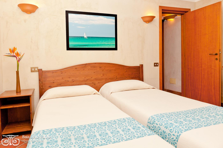 Bedroom 2, fantastico Baia de Bahas Residence two Bedroom sleeps six num0901, Olbia-Tempio