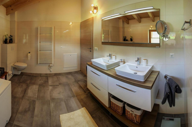 Bathroom 4, Bergchalet Falkenstein, Inzell, Traunstein