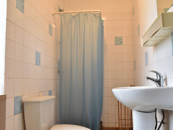 Bathroom, Romantic Cottage, Berbiguieres, Dordogne
