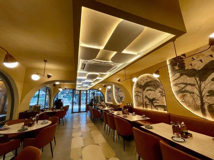 Food & Drinks 5, Le Grandeur, Bangalore