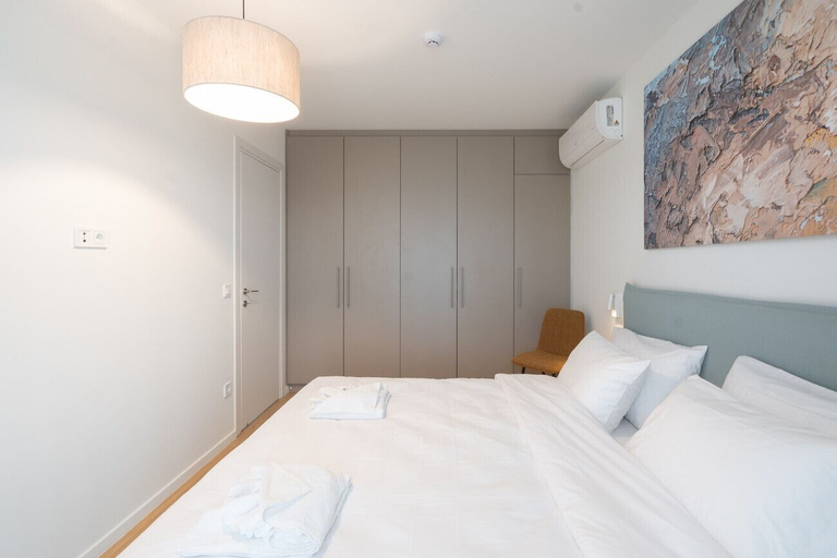 Room 5, LIV Athinum 1 - Luxury Apartment 3B, Attica