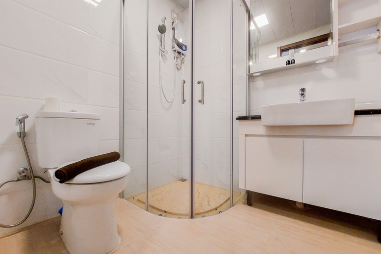 Bathroom, Good Deal And Modern 3Br Sky House Bsd Apartment, Tangerang Selatan