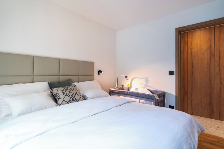 Bedroom 2, Gora Luxury Apartment, Kranjska Gora