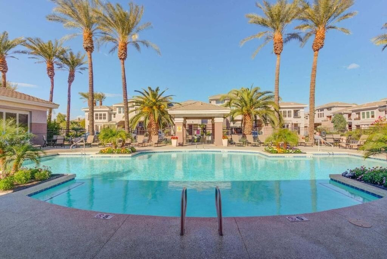 Sport & Beauty, Scottsdale Condo Overlooking Golf Course, Maricopa