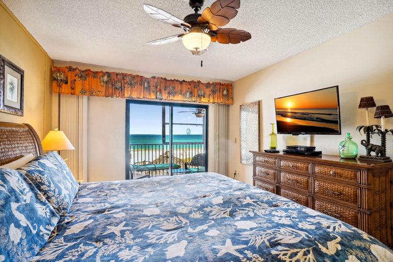 Bedroom 1, Villa Madeira 207 - Premier, Pinellas