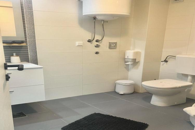 Bathroom 2, Apartments Noa Old Town - Studio - Ground Floor, Dubrovnik