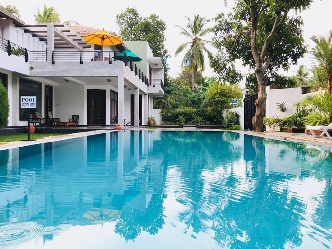 Sport & Beauty 3, Siluni's Villa, N. Palatha East