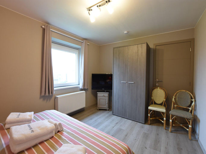 Bedroom 2, Holiday Home in Alveringem near Beach, West-Vlaanderen