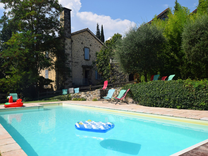 Sport & Beauty 3, Holiday Home in Ardeche near Chateau Ventadour, Ardèche