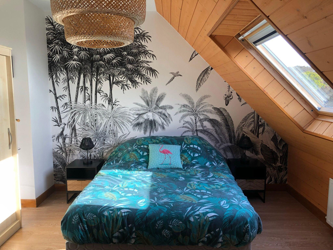 Bedroom 2, Holiday Home in Terenez with Stunning Sea View, Finistère