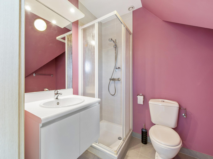 Others 3, Nice duplex located in the market square, West-Vlaanderen