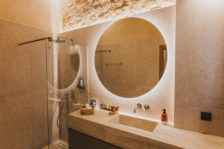 Bathroom 2, Brazzo di Maina, Peloponnese