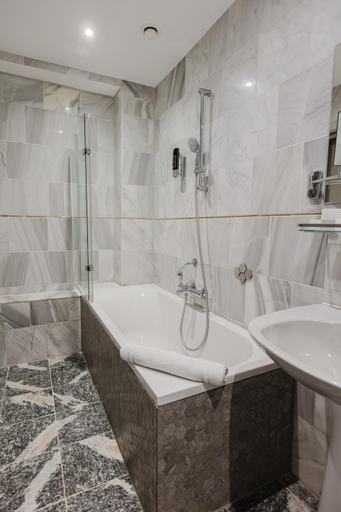 Bathroom 4, Atlas Hotel, Valkenburg aan de Geul