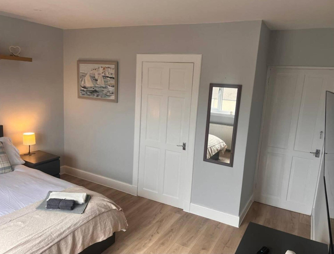 Bedroom 3, Musselburgh Apartment With 3 Bedrooms, East Lothian
